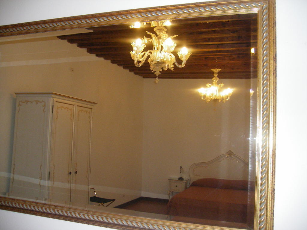 Ca' Luisa Venice Room photo